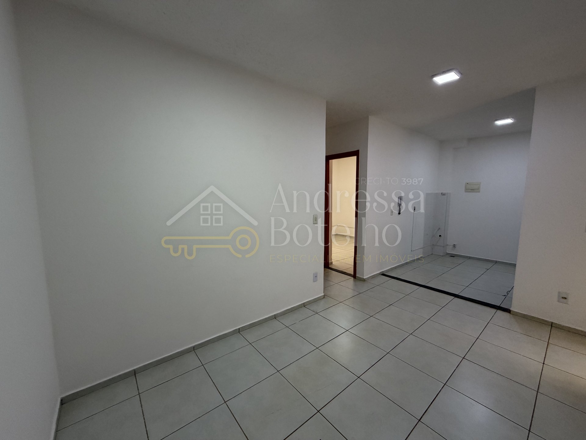 Apartamento térreo de 2 quartos com 2 quintais no Palmeira Imperial, 402 Norte — foto 3