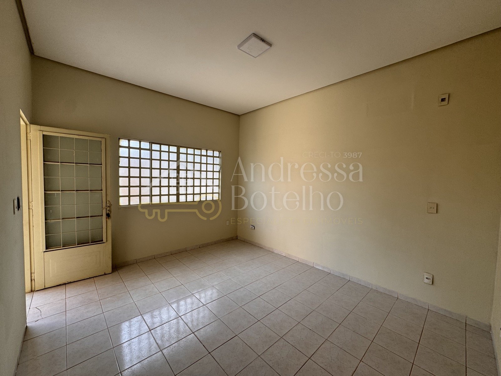 Casa de 2 quartos com quintal grande para alugar na 606 Sul — foto 5