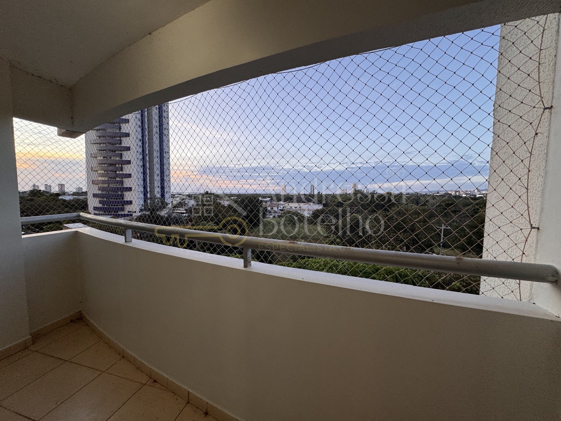 Apartamento de 3 quartos com varanda gourmet no Ed. Cayman, 205 Sul — foto 4
