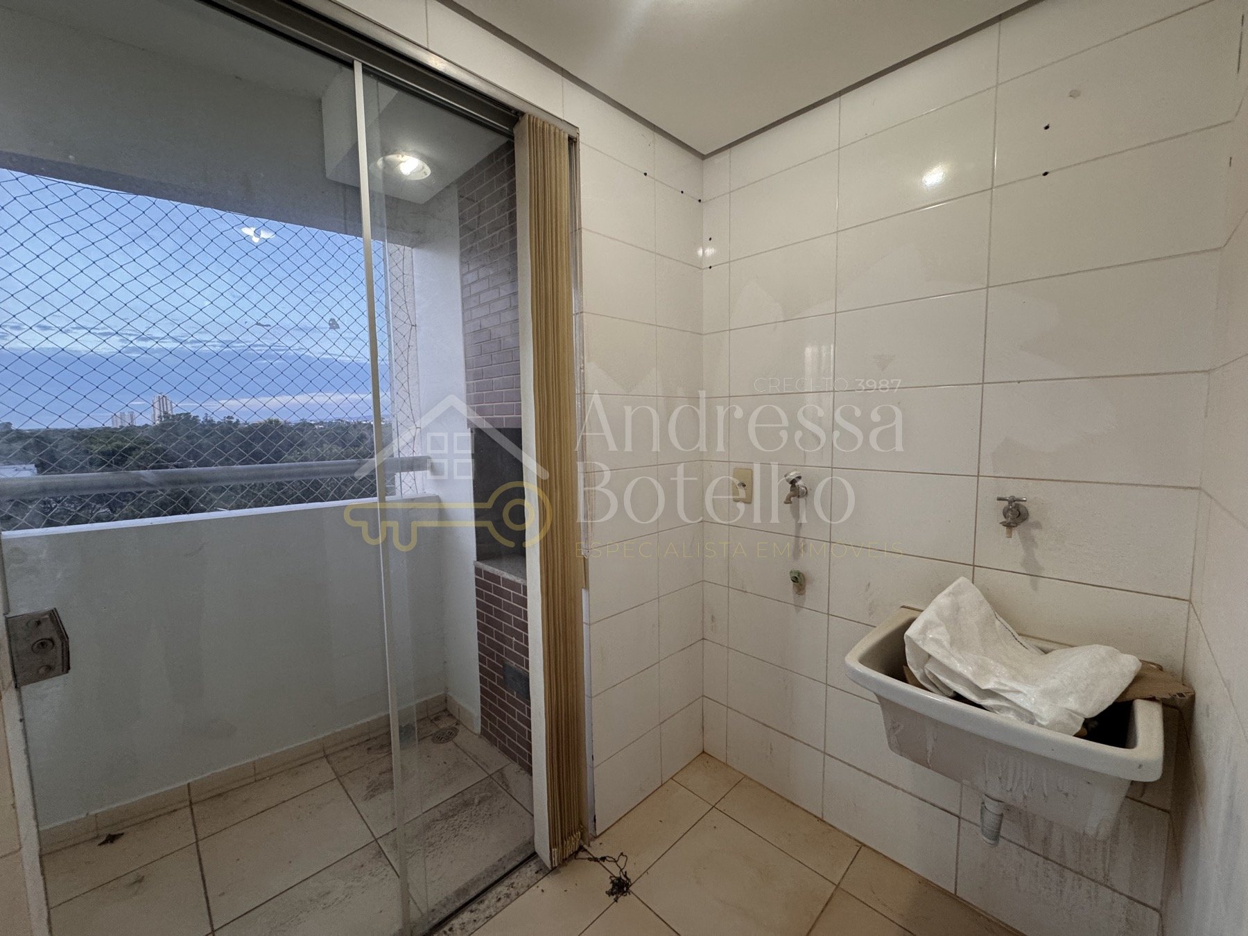 Apartamento de 3 quartos com varanda gourmet no Ed. Cayman, 205 Sul — foto 2