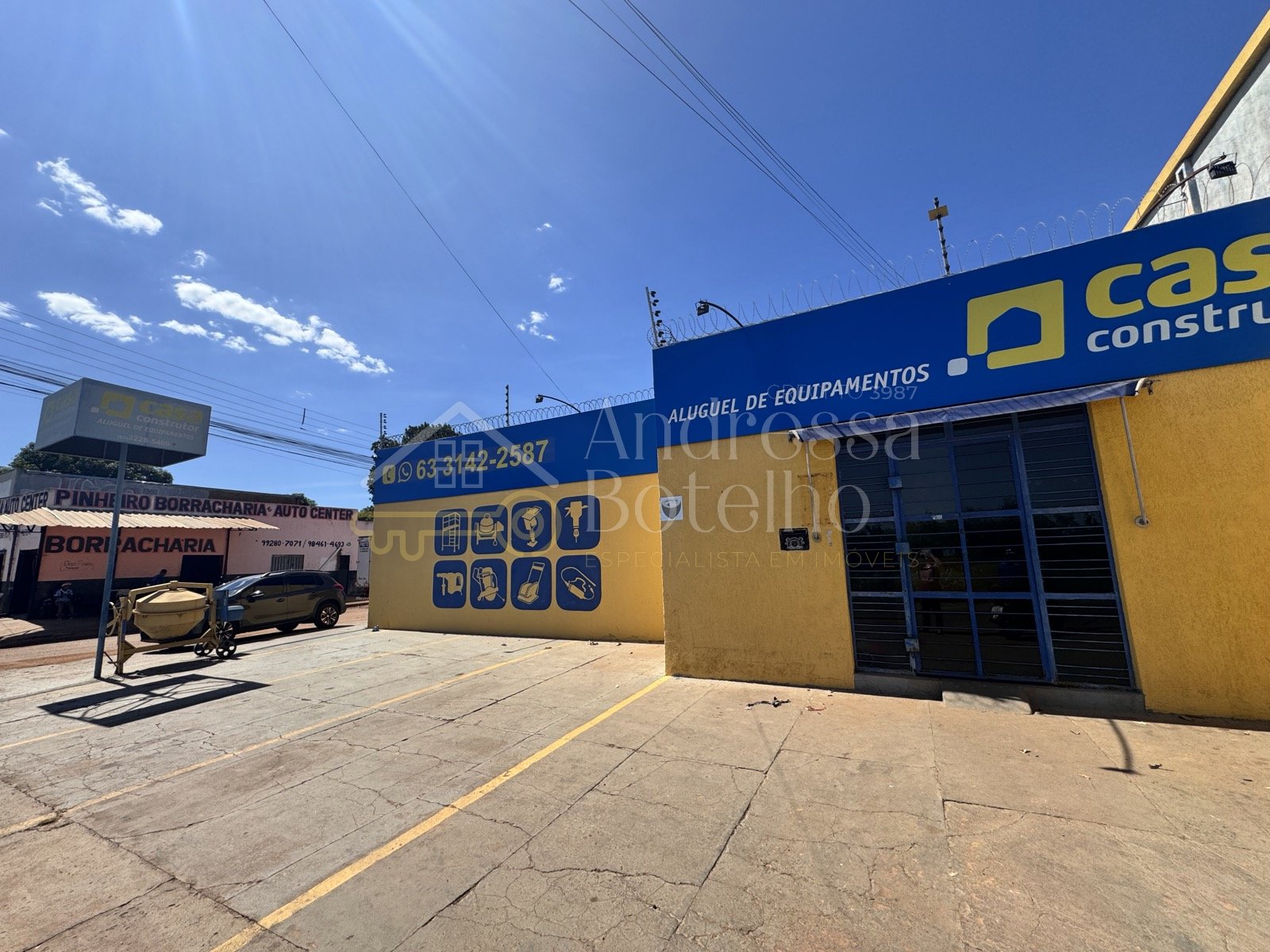 Prédio comercial de esquina na Avenida Tocantins, em Taquaralto — foto 4