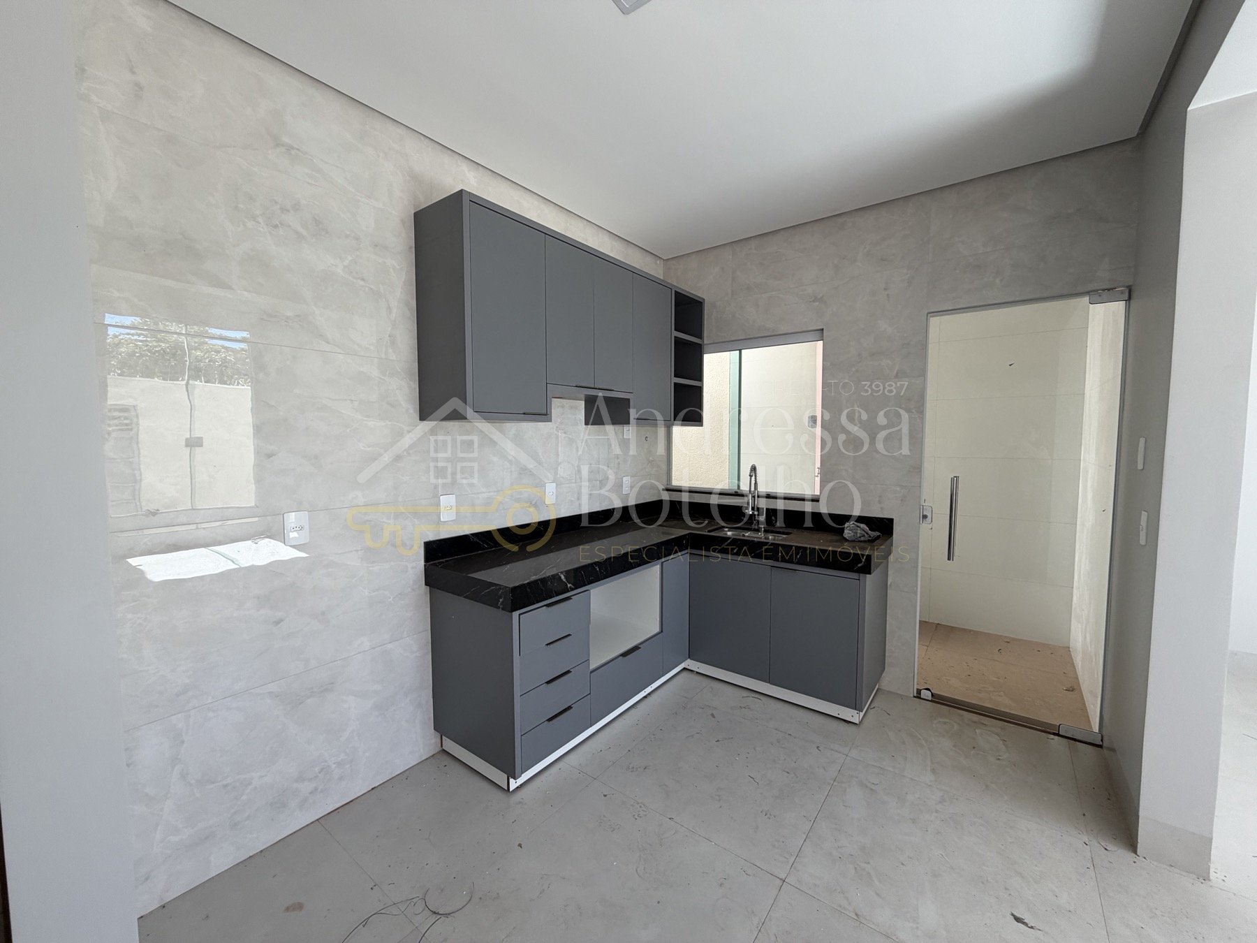 Casa nova de 3 quartos com 2 suítes para alugar na 1503 Sul — foto 4