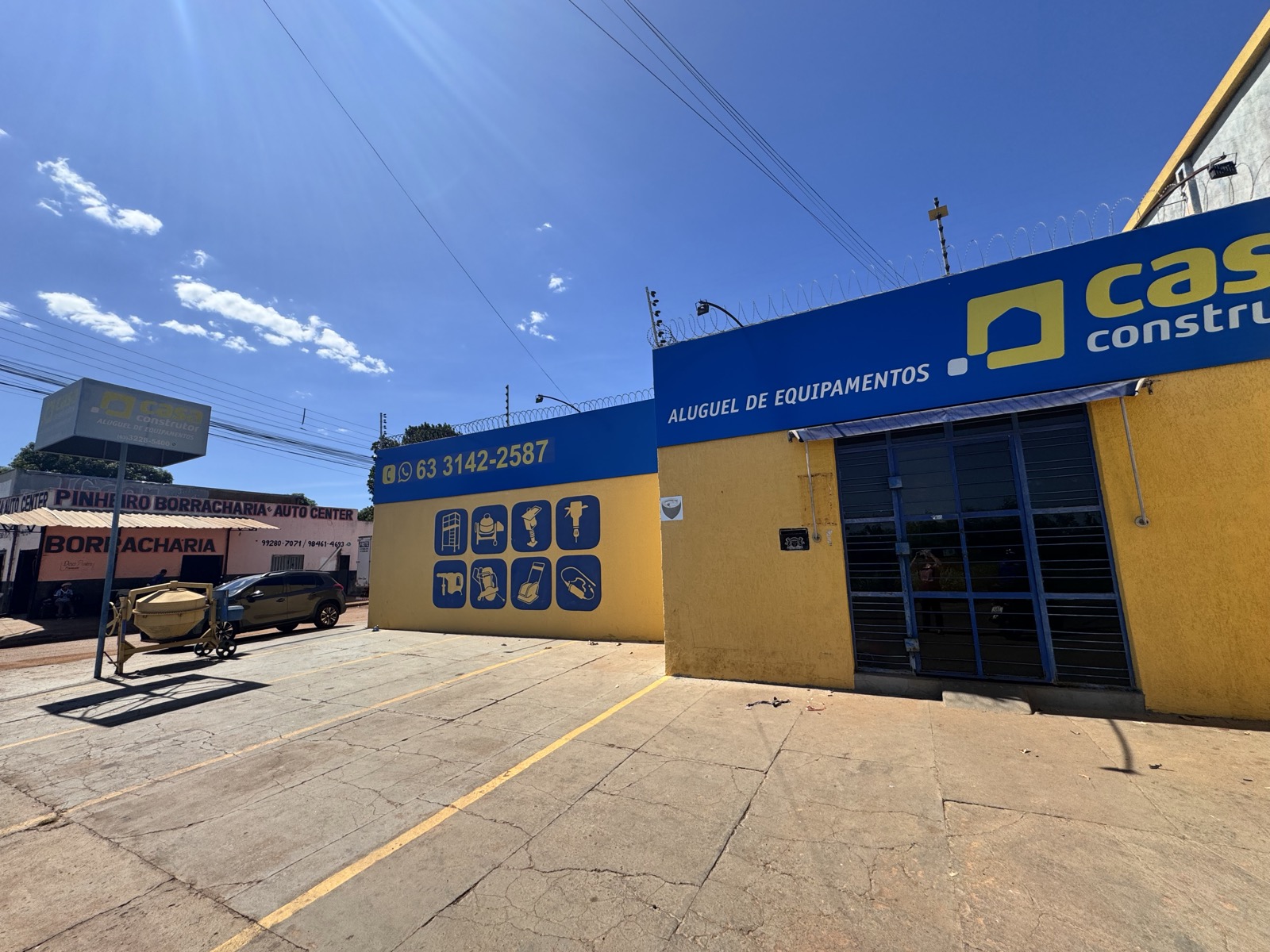 Prédio comercial de esquina na Avenida Tocantins, em Taquaralto — foto 4