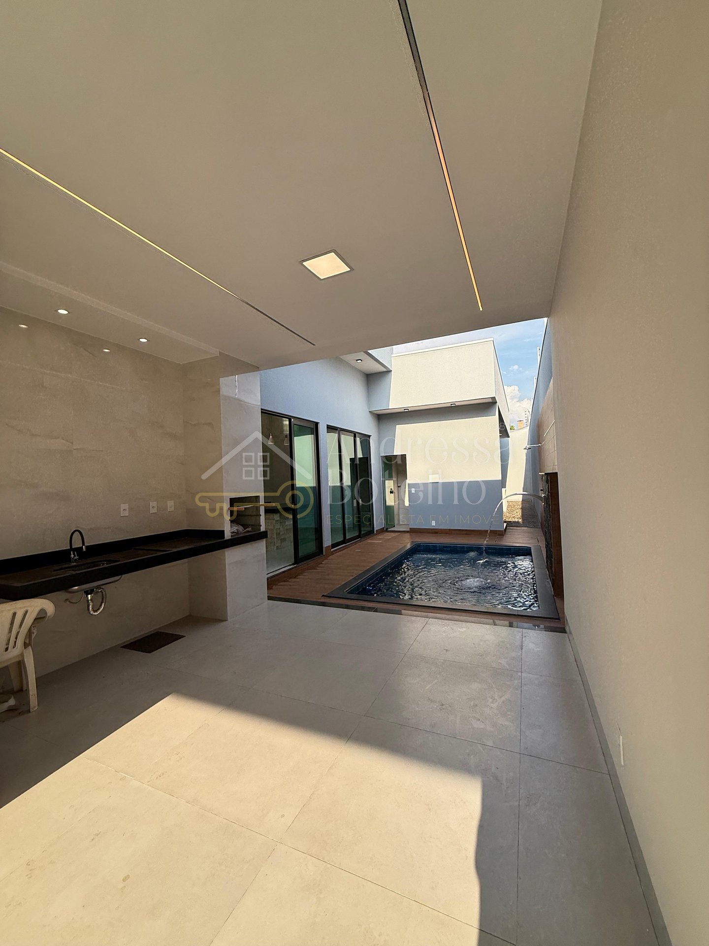 Sobrado de 3 suítes com piscina no Condomínio Cotovia, 405 Sul — foto 5