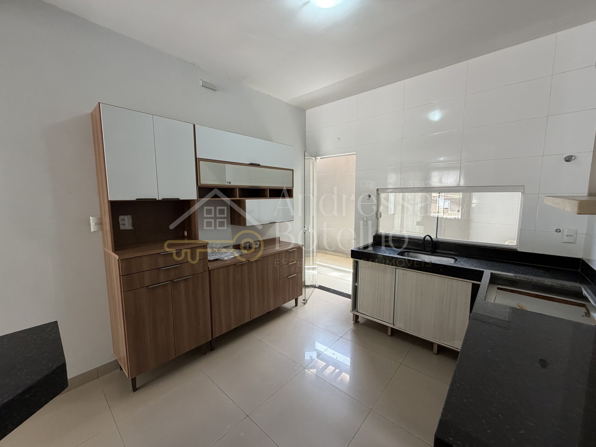 Sobrado de 4 suítes com área gourmet na 105 Norte — foto 4
