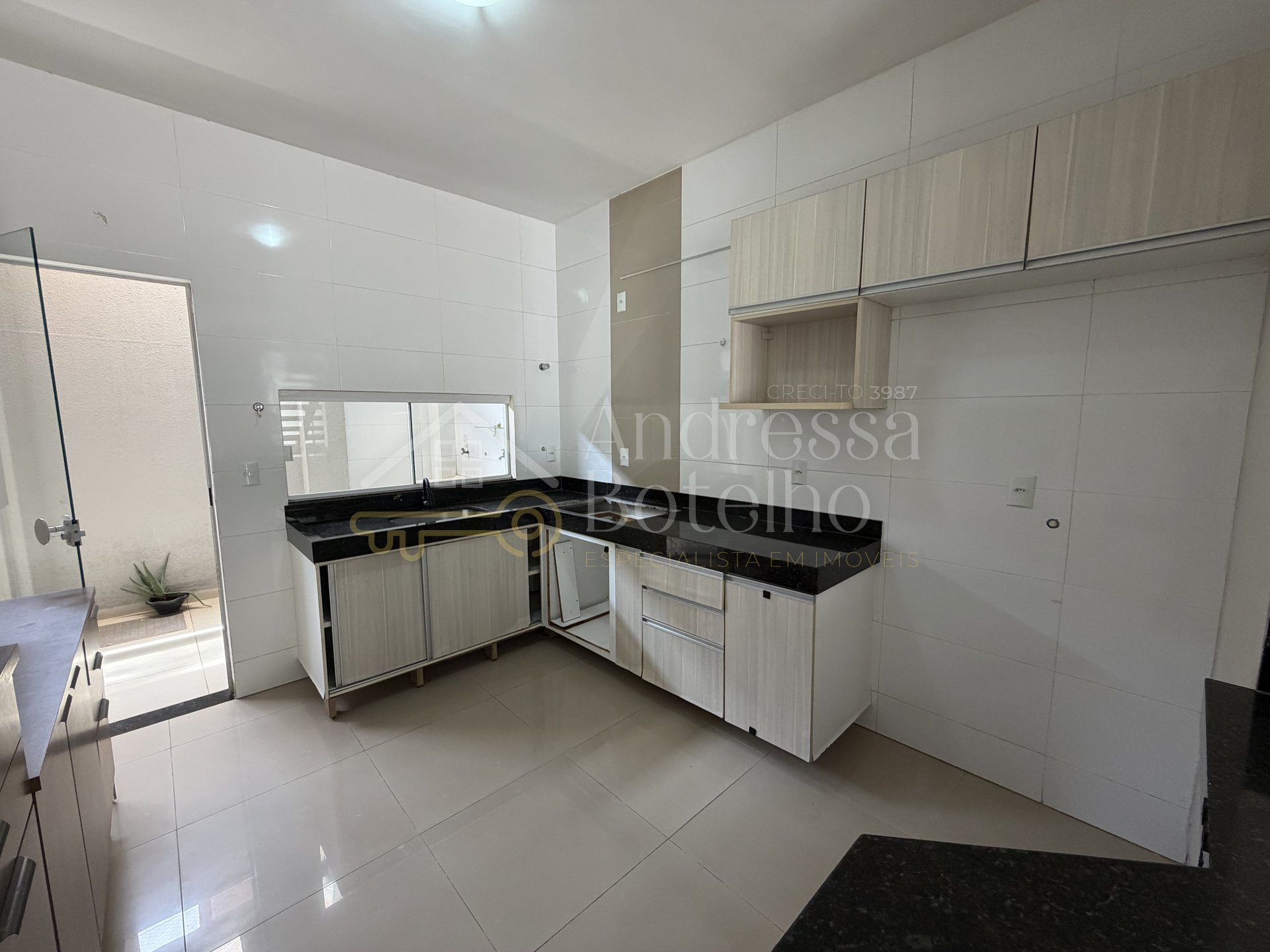 Sobrado de 4 suítes com área gourmet na 105 Norte — foto 5